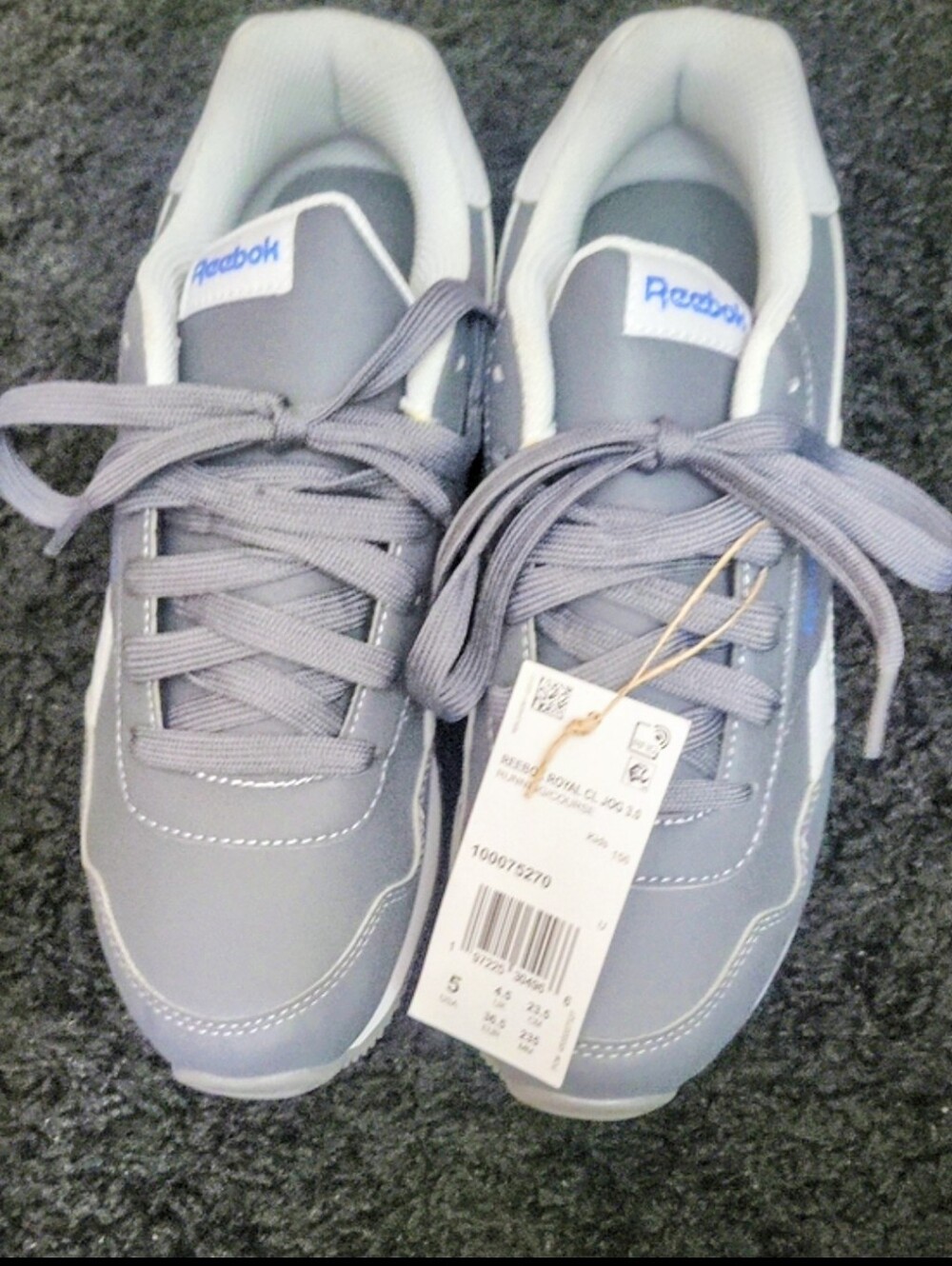 Reebok Gray Low-Top Lace-Up Sneakers